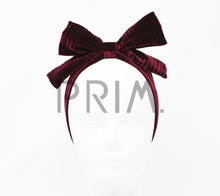 Load image into Gallery viewer, VELVET RIBBED BOW BABY HEADBAND
