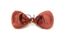 Load image into Gallery viewer, VELVET WITH METALLIC TRIM BOW CLIP
