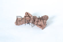 Load image into Gallery viewer, DACEE WAFFLE BOW SMALL CLIP
