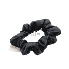 Load image into Gallery viewer, THIN LEATHER SCRUNCHIE
